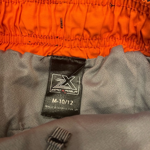 Boys swim trunks size medium 10/12 - Picture 8 of 8